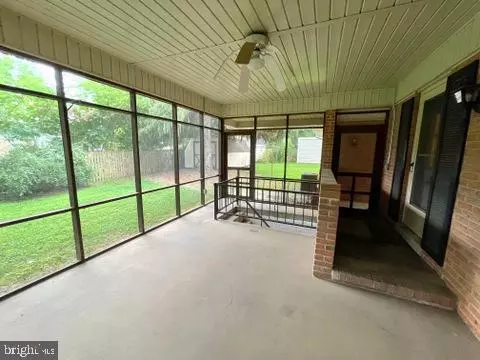 9 Spring St, Luray, VA 22835 photo 20