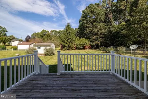 141 Back Rd, Shenandoah, VA 22849 photo 3