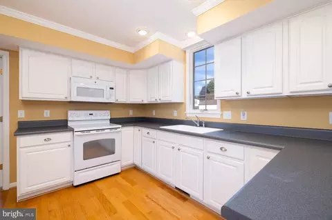 141 Back Rd, Shenandoah, VA 22849 photo 12