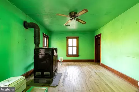 3402 Pine Grove Rd, Stanley, VA 22851 photo 8