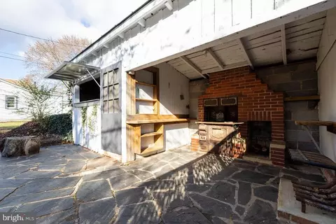 223 E Main St E, Luray, VA 22835 photo 35