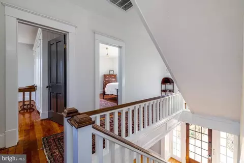 223 E Main St E, Luray, VA 22835 photo 30