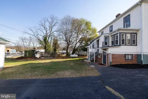 223 E Main St E, Luray, VA 22835 photo 44
