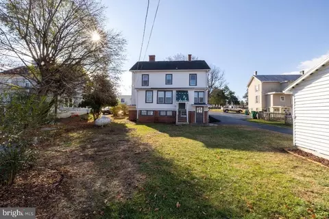 223 E Main St E, Luray, VA 22835 photo 42