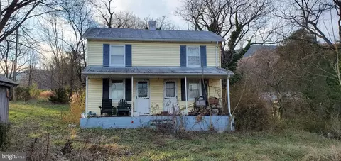 115 Pine Knob Dr, Stanley, VA 22851