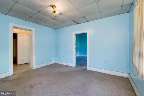 918 E Main St E, Luray, VA 22835 photo 15