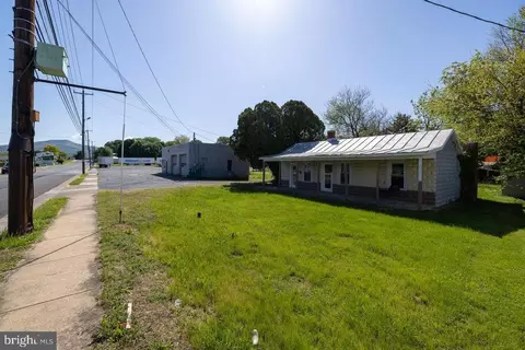 918 E Main St E, Luray, VA 22835 photo 25