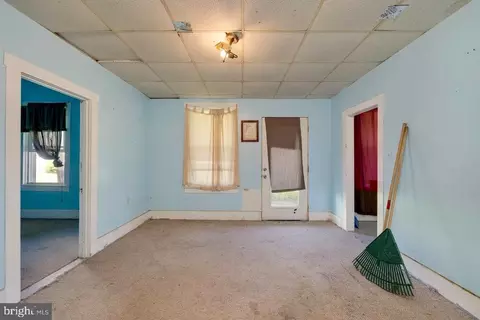 918 E Main St E, Luray, VA 22835 photo 13