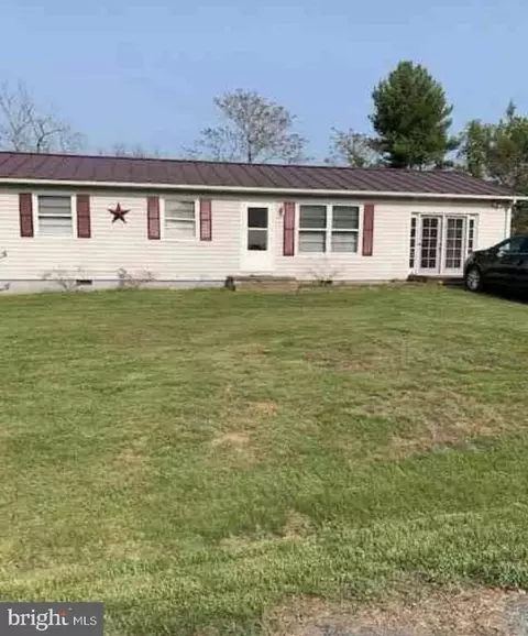 1 E Old Barn Rd E, Luray, VA 22835