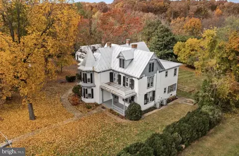 275 Chapel Rd, Stanley, VA 22851