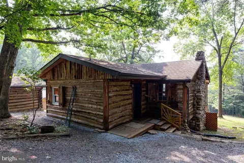 1515 Fort Valley Rd, Luray, VA 22835