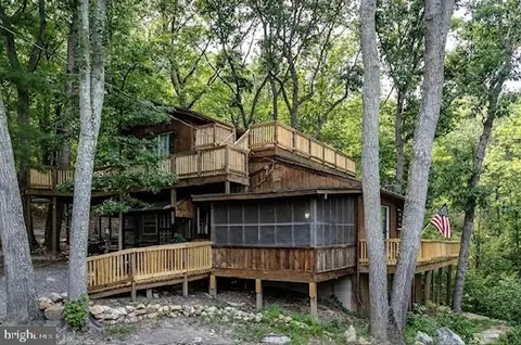 78 Bitter Root Dr, Shenandoah, VA 22849