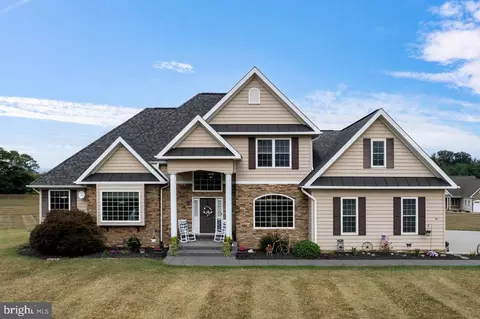 87 Gapview Ln, Luray, VA 22835