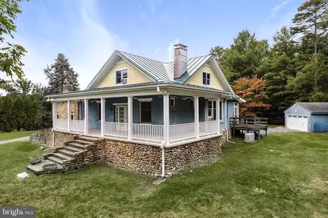 390 Forest Hills Dr, Luray, VA 22835