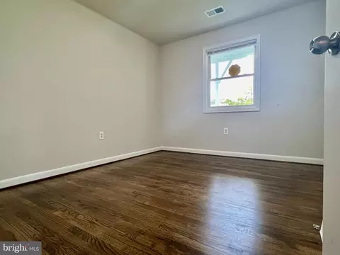4 E Old Barn Rd E, Luray, VA 22835 photo 14