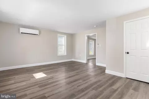404 3rd St, Shenandoah, VA 22849 photo 5