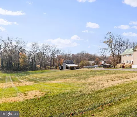 Luray Ave, Luray, VA 22835