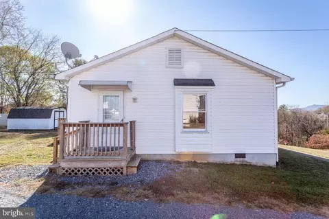 202 A St, Shenandoah, VA 22849 photo 28