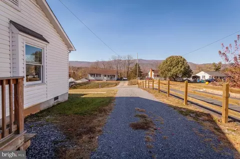 202 A St, Shenandoah, VA 22849 photo 30
