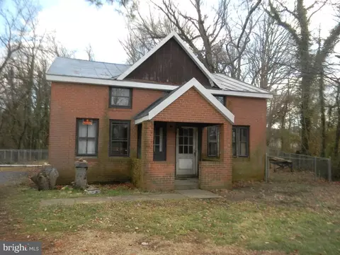 1972 Us Highway 211 E Bsn, Luray, VA 22835