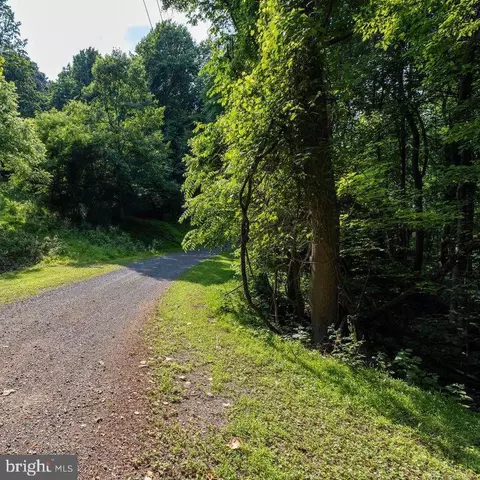 Restmore Ln, Stanley, VA 22851 photo 6