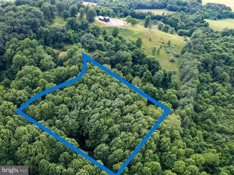 Restmore Ln, Stanley, VA 22851 photo 2