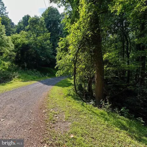 Restmore Ln, Stanley, VA 22851 photo 6