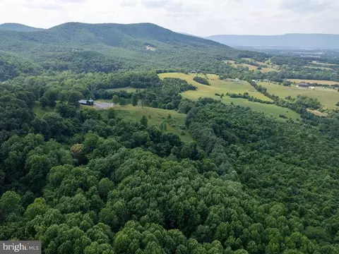 Restmore Ln, Stanley, VA 22851 photo 13