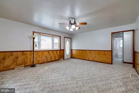1184 E Main St E, Stanley, VA 22851 photo 11