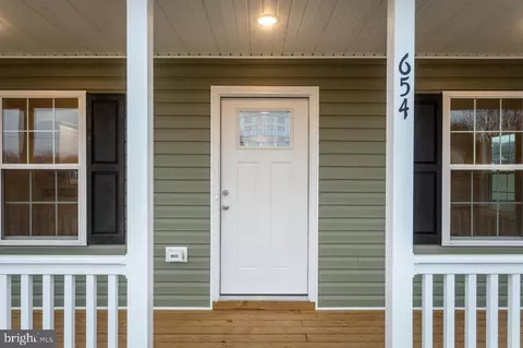 654 S Second St, Shenandoah, VA 22849 photo 9