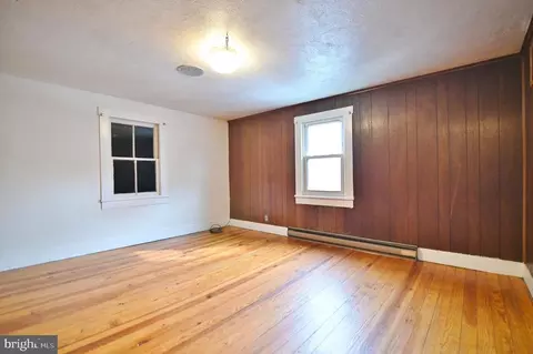 1324 E Main St E, Luray, VA 22835 photo 22