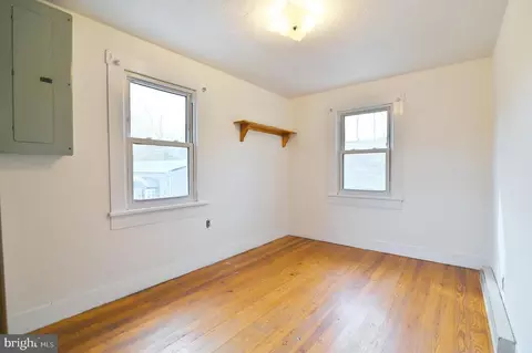 1324 E Main St E, Luray, VA 22835 photo 24