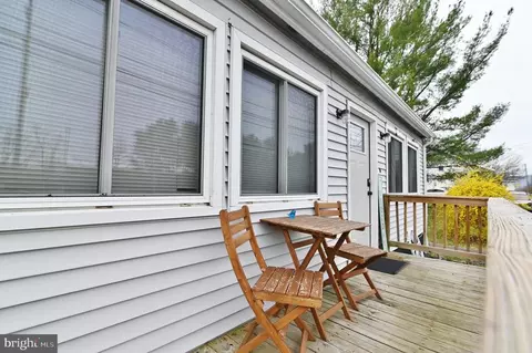 1324 E Main St E, Luray, VA 22835 photo 4