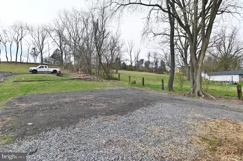 1324 E Main St E, Luray, VA 22835 photo 25