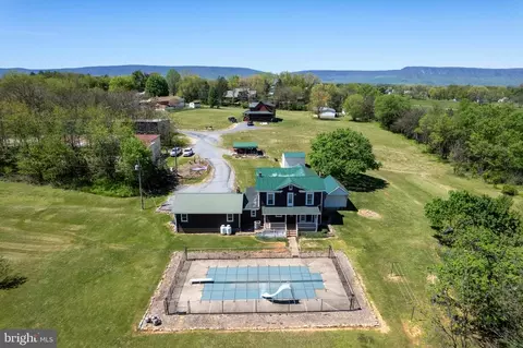 218 Cubbage Rd, Stanley, VA 22851 photo 4