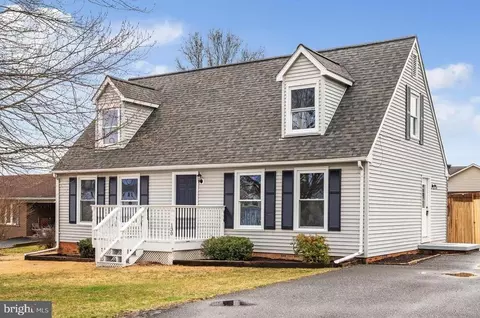 130 Stuart Ct, Luray, VA 22835