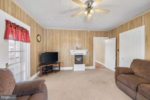 123 Mechanic St, Luray, VA 22835 photo 6