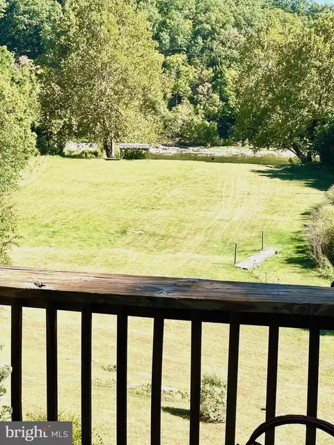 5804 Page Valley Rd, Luray, VA 22835
