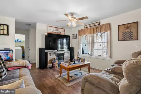 235 Leola Loop, Stanley, VA 22851 photo 4