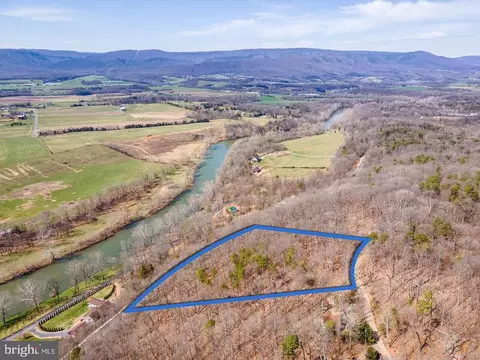 River View Pl, Shenandoah, VA 22849