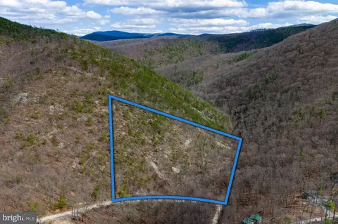 Wildwood Ln, Shenandoah, VA 22849