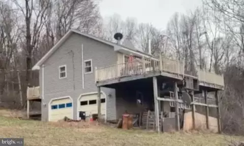 636 Circle Dr, Stanley, VA 22851
