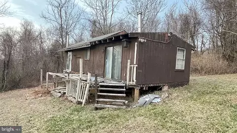 636 Circle Dr, Stanley, VA 22851 photo 17