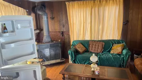 636 Circle Dr, Stanley, VA 22851 photo 24