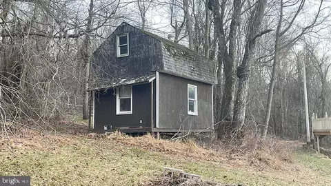 636 Circle Dr, Stanley, VA 22851 photo 12