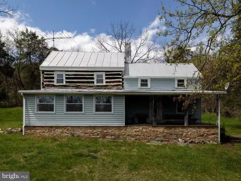 1476 Egypt Bend Rd, Luray, VA 22835