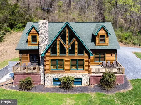 1575 E Rocky Branch Rd E, Luray, VA 22835