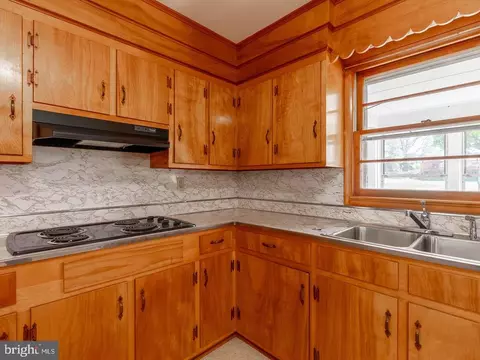 9 Third St, Luray, VA 22835 photo 26