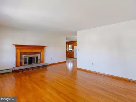 9 Third St, Luray, VA 22835 photo 32