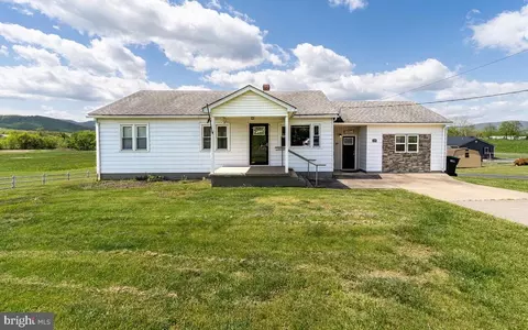2289 Honeyville Rd, Stanley, VA 22851